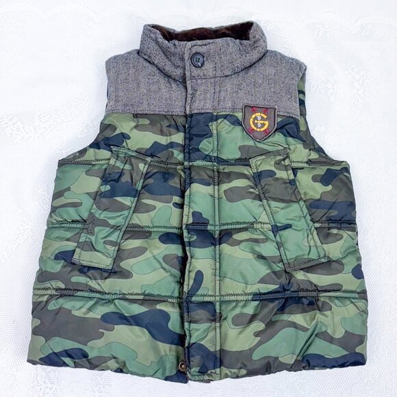 GAP Camo Puffer Vest with Gray Tweed Collar babyGAP - Picture 2 of 12